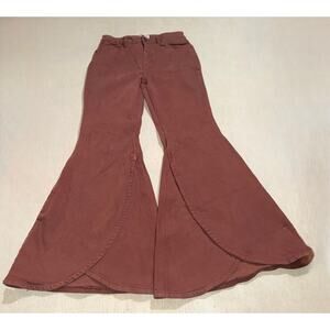 Shyanne women’s high rise tulip hem super flare jeans